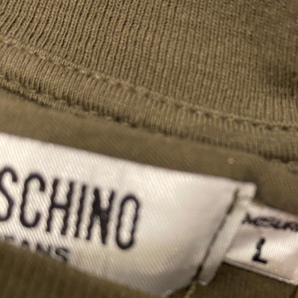 Moschino - Picture 3 of 3